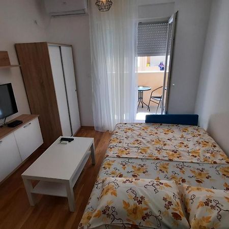 Apartman Seka Apartment Podgoriţa Exterior foto