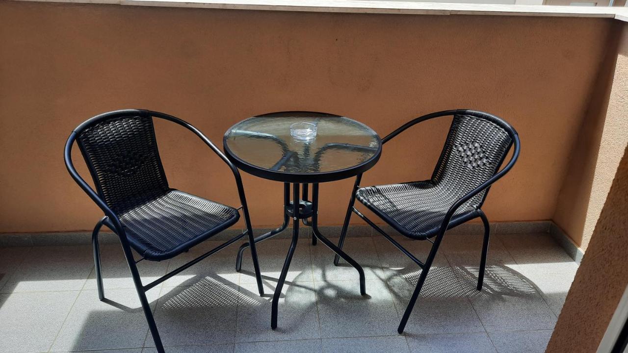 Apartman Seka Apartment Podgoriţa Exterior foto